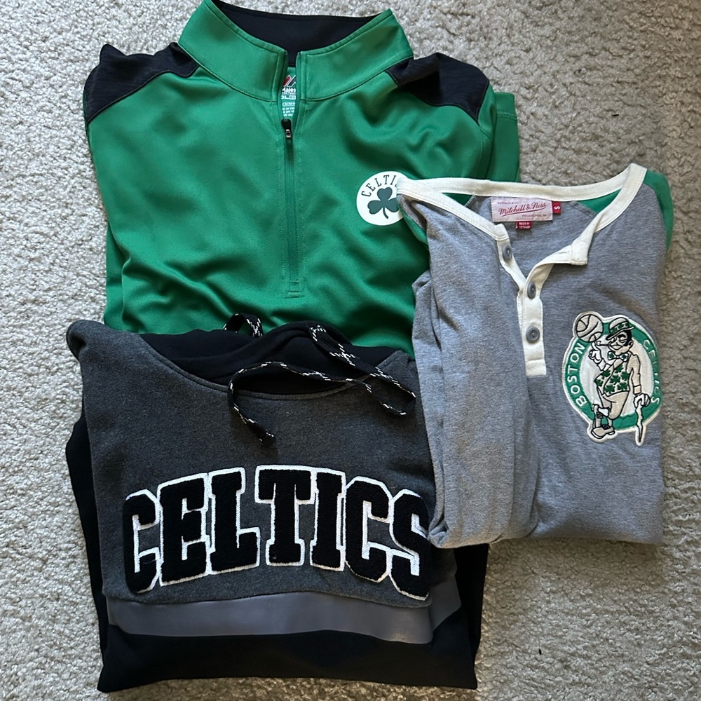 Assorted Celtics long sleeve pack.